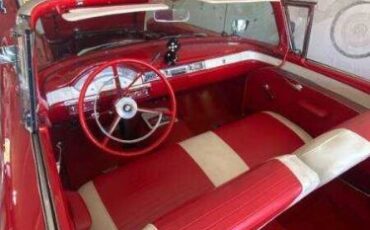 Unknown-Fairlane-500-1957-Red-White-Top-RedWhite-7