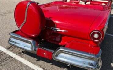 Unknown-Fairlane-500-1957-RedWhite-Top-RedWhite-Vinyl-11