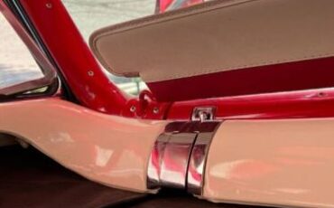 Unknown-Fairlane-500-1957-RedWhite-Top-RedWhite-Vinyl-15