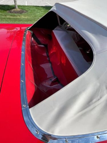 Unknown-Fairlane-500-1957-RedWhite-Top-RedWhite-Vinyl-20