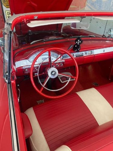 Unknown-Fairlane-500-1957-RedWhite-Top-RedWhite-Vinyl-34