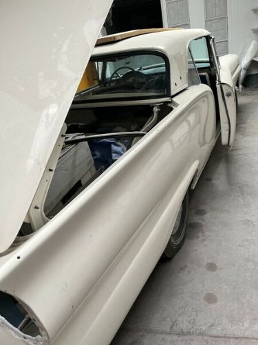 Unknown-Fairlane-500-1957-White-White-5