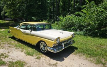 Unknown-Fairlane-500-1957-Yellow-13