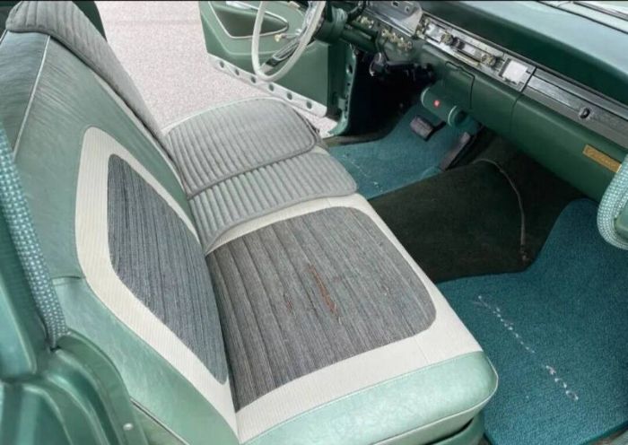 Unknown-Fairlane-500-1959-Green-Beige-4