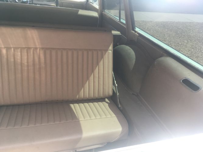 Unknown-Fairlane-500-1965-Sage-Green-Tan-7