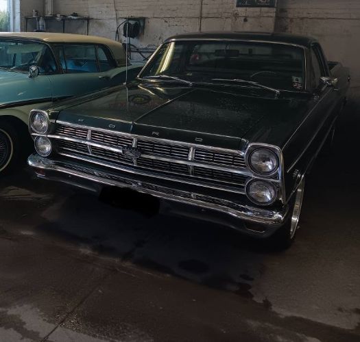 Unknown-Fairlane-500-1967-Green-4
