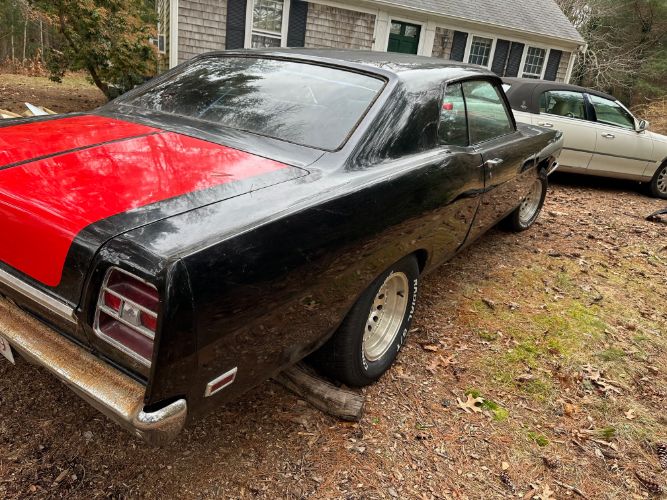 Unknown-Fairlane-500-1969-Black-Red-3