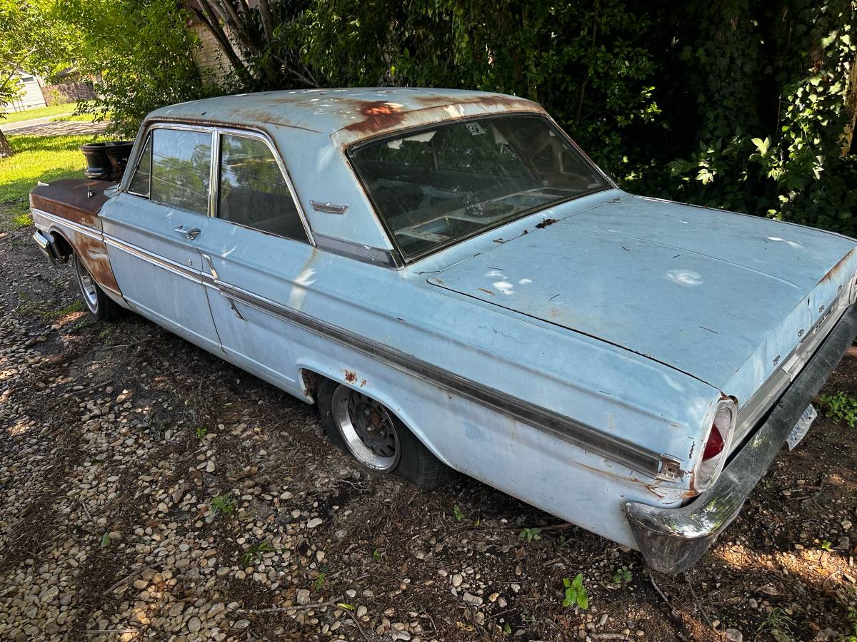 Unknown-Fairlane-thunderbolt-post-1964-blue-1