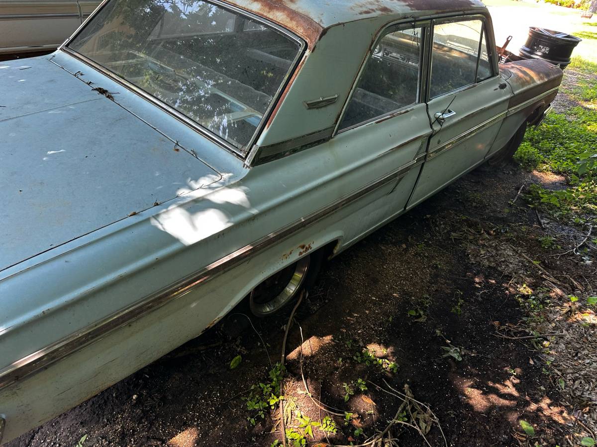 Unknown-Fairlane-thunderbolt-post-1964-blue-2