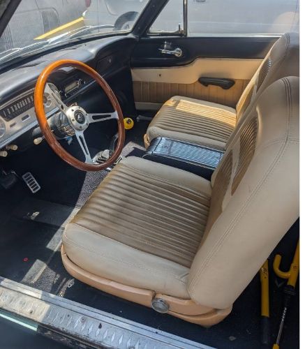 Unknown-Falcon-1961-Blue-1