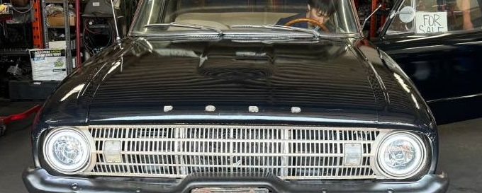 Unknown-Falcon-1961-Blue-3