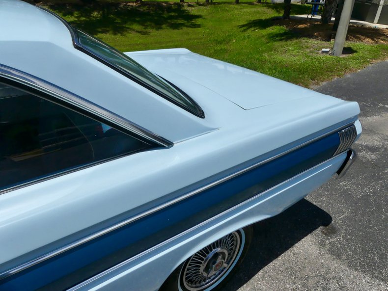 Unknown-Falcon-1964-Blue-Light-Blue-Dark-11
