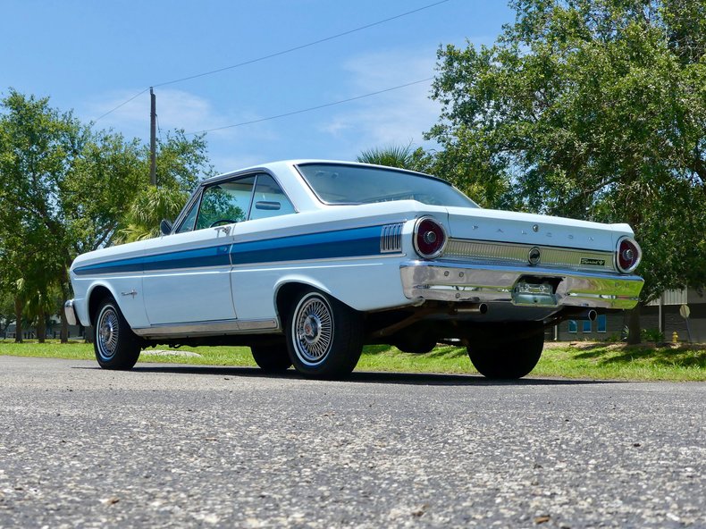 Unknown-Falcon-1964-Blue-Light-Blue-Dark-23