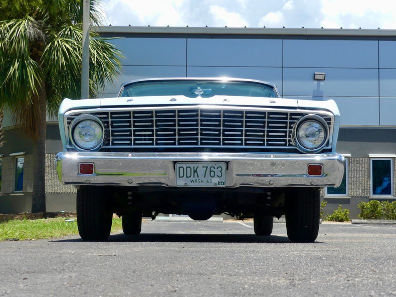 Unknown-Falcon-1964-Blue-Light-Blue-Dark-31