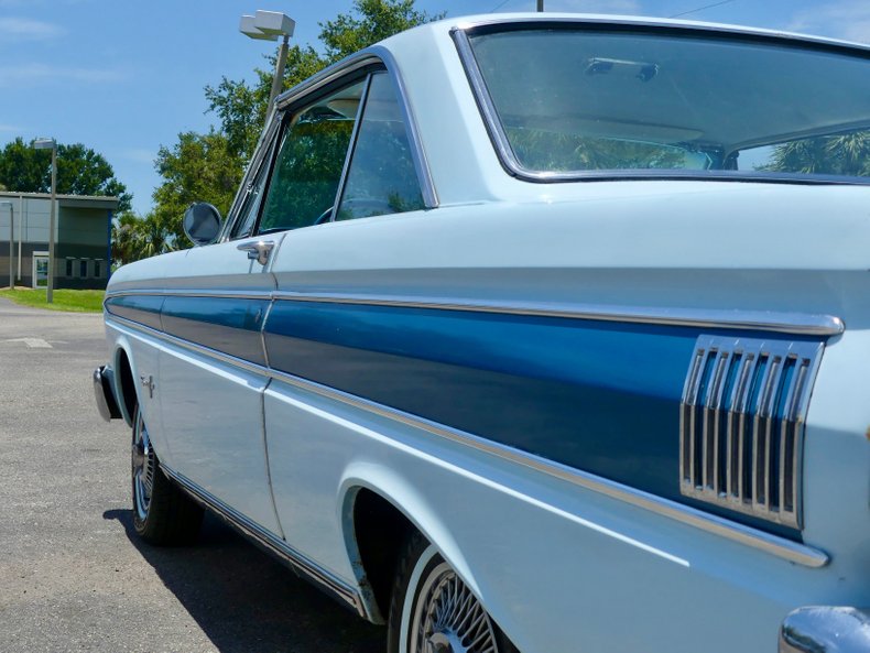 Unknown-Falcon-1964-Blue-Light-Blue-Dark-33