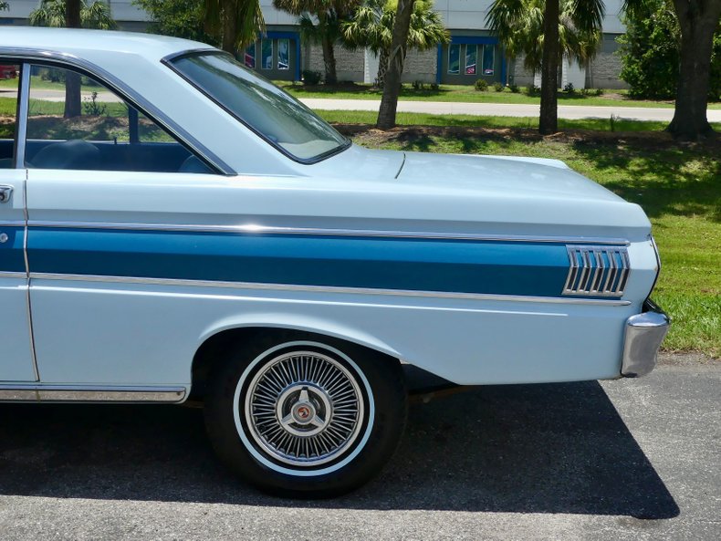 Unknown-Falcon-1964-Blue-Light-Blue-Dark-35