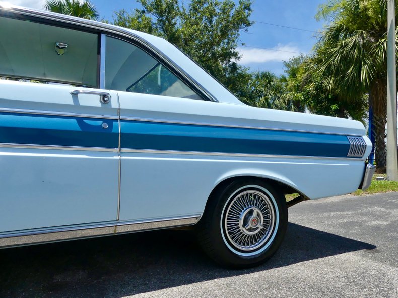 Unknown-Falcon-1964-Blue-Light-Blue-Dark-8