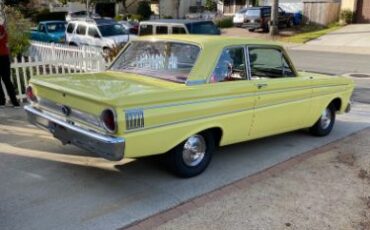 Unknown-Falcon-1964-Yellow-Red-2