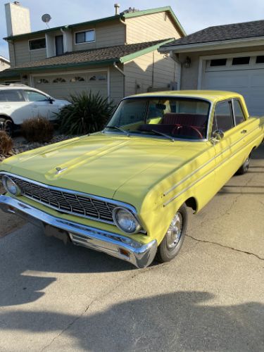 Unknown-Falcon-1964-Yellow-Red
