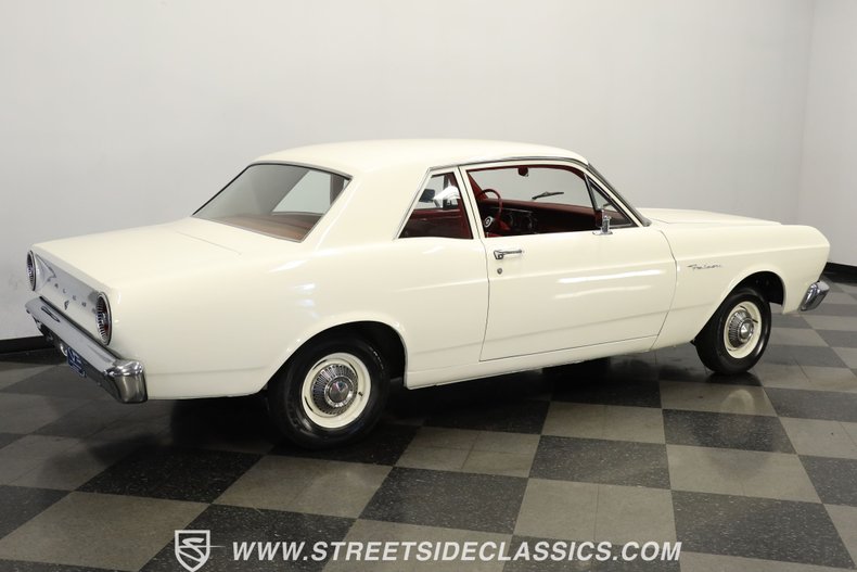 Unknown-Falcon-1966-Wimbledon-White-Red-40