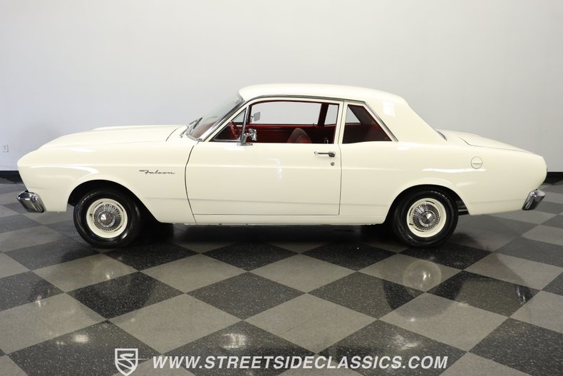 Unknown-Falcon-1966-Wimbledon-White-Red-8