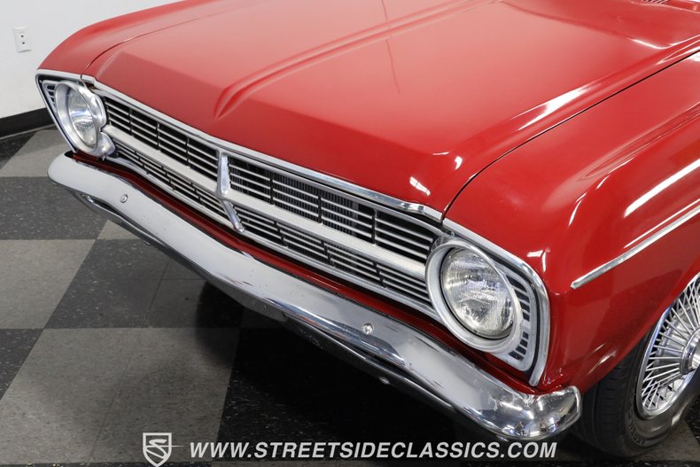 Unknown-Falcon-1967-Red-Red-ampamp-Gray-27