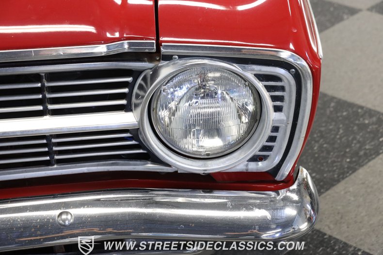 Unknown-Falcon-1967-Red-Red-ampamp-Gray-28