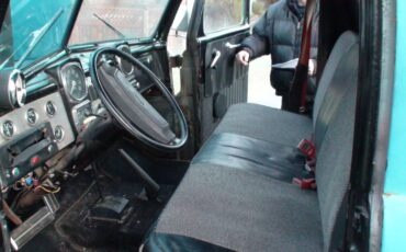 Unknown-Fargo-pick-up-1952-custom-6