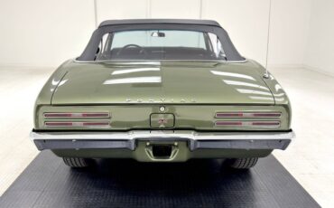 Unknown-Firebird-1967-Verdoro-Green-Black-15