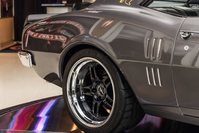 Unknown-Firebird-1968-Gray-Black-ampamp-Gray-38