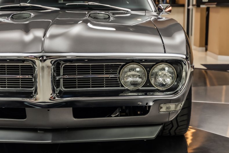 Unknown-Firebird-1968-Gray-Black-ampamp-Gray-43