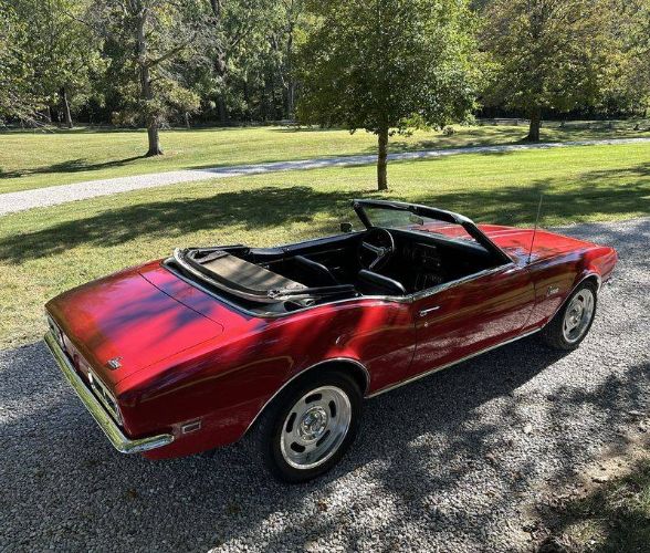 Unknown-Firebird-1968-Matador-RedWhite-To-Black-18