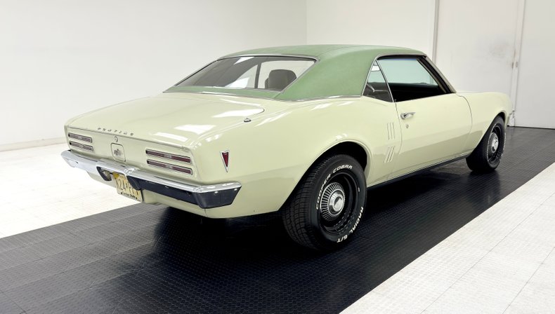 Unknown-Firebird-1968-Primavera-Beige-Light-Green-3