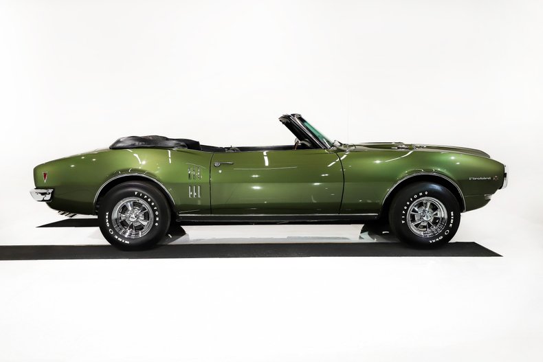 Unknown-Firebird-1968-Verdoro-Green-Black-15