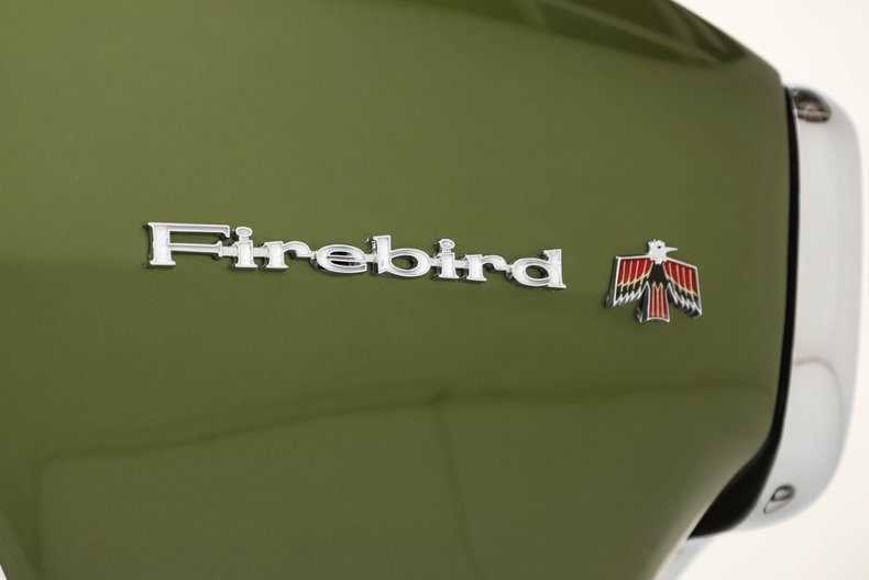 Unknown-Firebird-1968-Verdoro-Green-Black-25