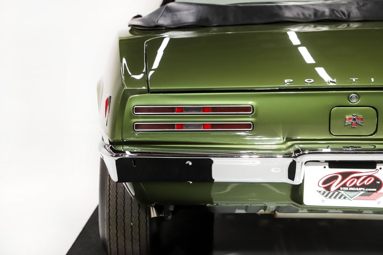 Unknown-Firebird-1968-Verdoro-Green-Black-43