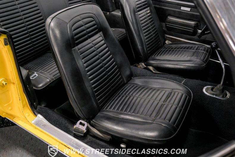 Unknown-Firebird-1968-Yellow-Black-49
