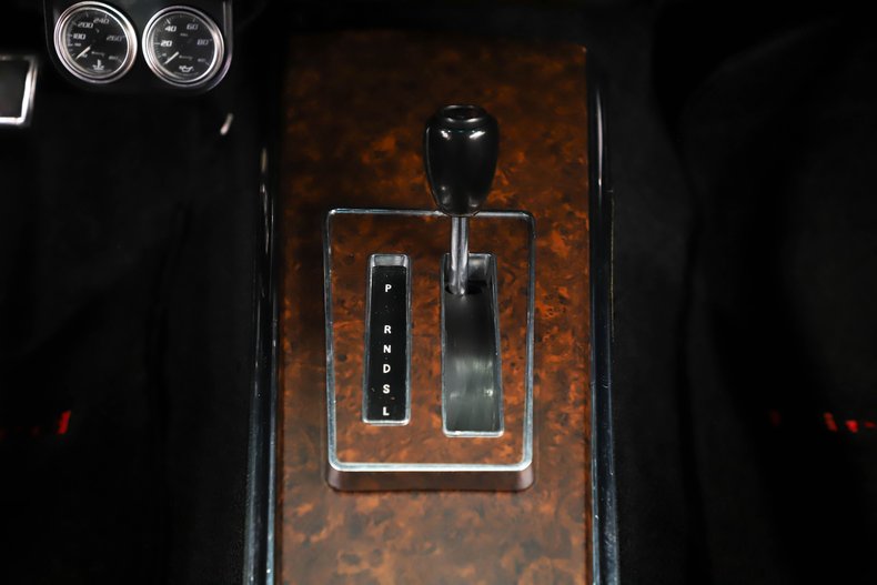 Unknown-Firebird-1969-Hugger-Orange-Black-3