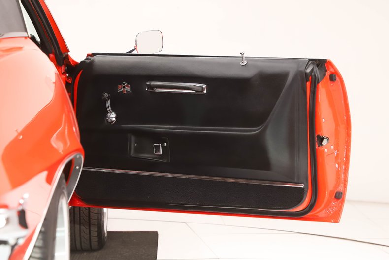 Unknown-Firebird-1969-Hugger-Orange-Black-43