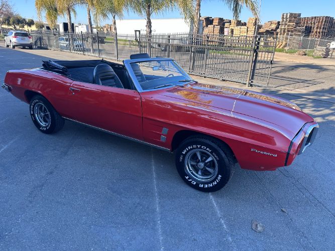 Unknown-Firebird-1969-Orange-Black-1