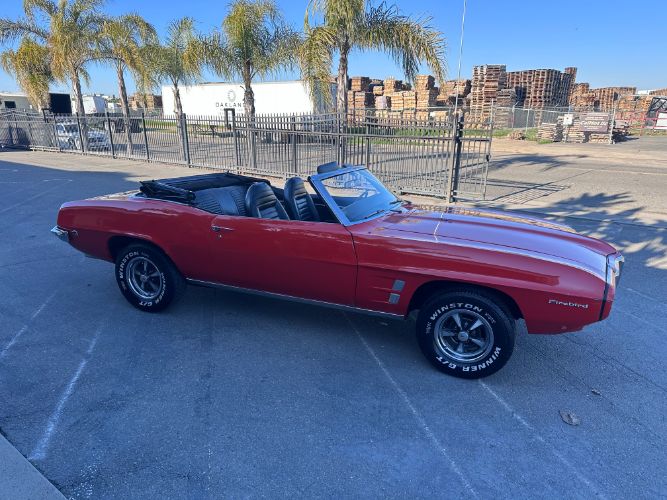 Unknown-Firebird-1969-Orange-Black-2