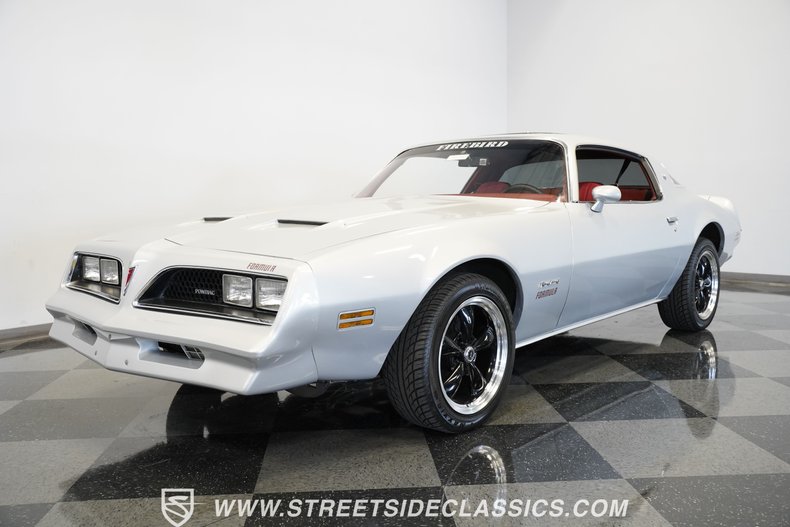 Unknown-Firebird-1977-Silver-Red-45