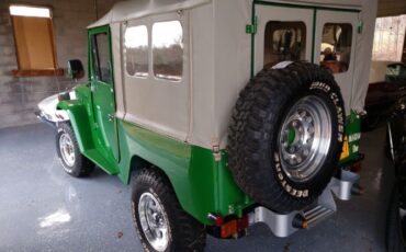 Unknown-Fj40-1968-Green-Tan-1
