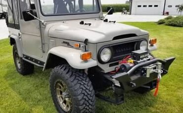 Unknown-Fj40-1972-3