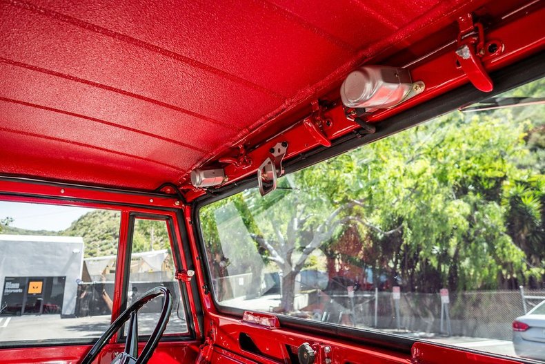 Unknown-Fj45-1965-RedWhite-Black-20