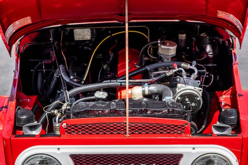 Unknown-Fj45-1965-RedWhite-Black-22