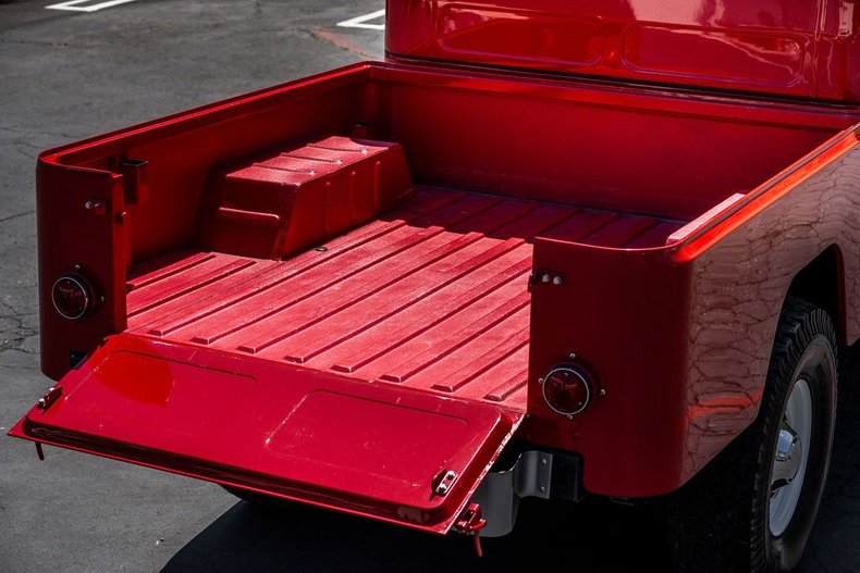 Unknown-Fj45-1965-RedWhite-Black-24
