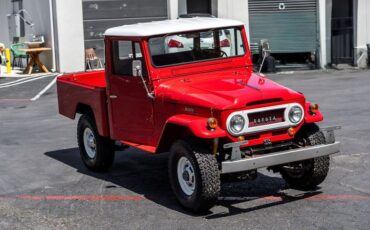 Unknown-Fj45-1965-RedWhite-Black-32