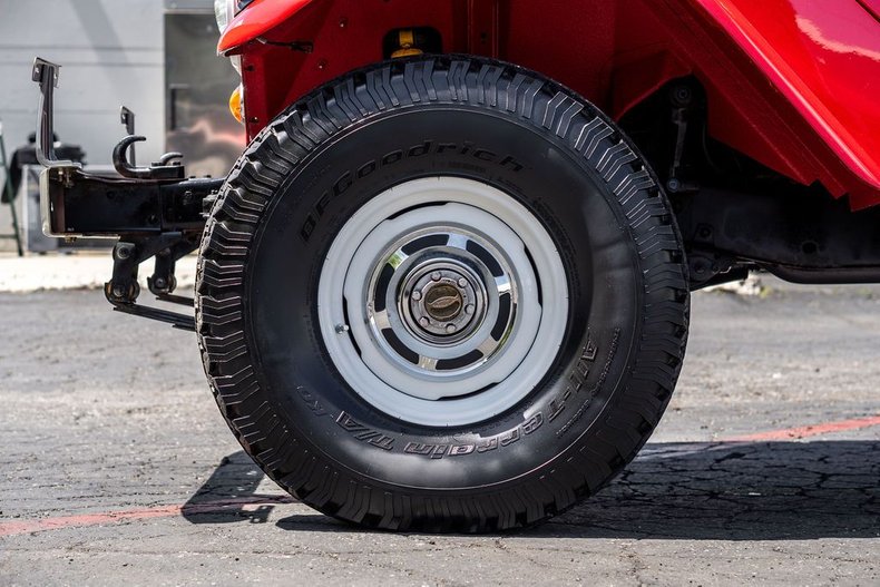 Unknown-Fj45-1965-RedWhite-Black-36