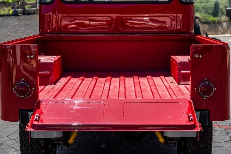 Unknown-Fj45-1965-RedWhite-Black-47